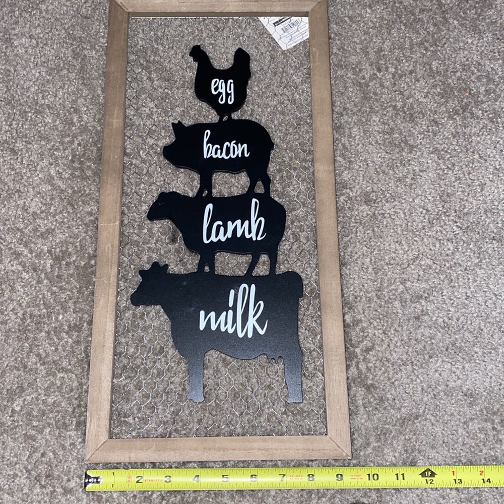 Wall Decor - Picture 2 of 3